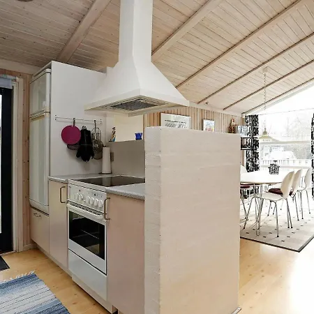 בית נופש Four-bedroom Holiday In Dronningmolle 2 גיללייה