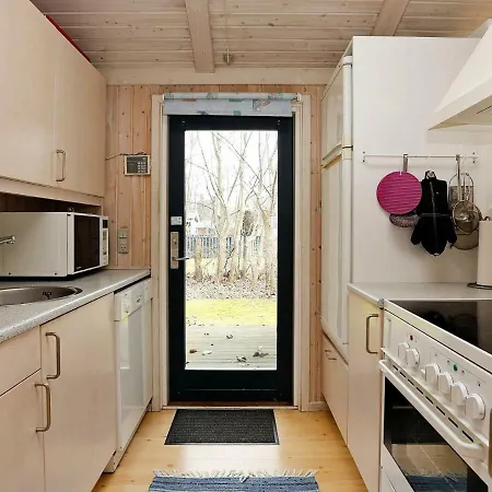 Four-bedroom Holiday In Dronningmolle 2 בית נופש *